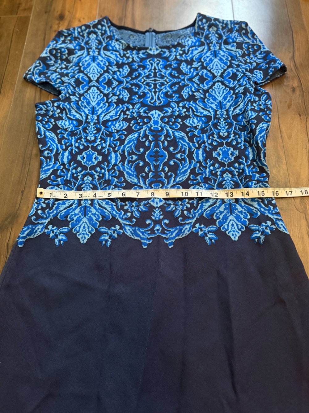 St John | Blue Jacquard Metallic Knit Sheath Dress | Size 8 - Picture 11 of 15